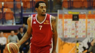 קיצ´ן עם הכדור (עמרי שטיין)