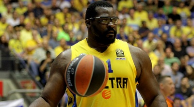 סופוקליס שחורציאניטיס (יניב גונן)