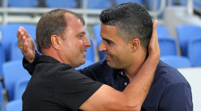 חיים סילבס ואלישע לוי לפני המשחק (רדאד ג´בארה)