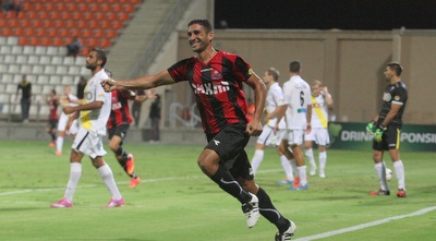 גל כהן. ייעדר מהמשחק הבא של הקבוצה (עמית מצפה) גל כהן. ייעדר מהמשחק הבא של הקבוצה (עמית מצפה)