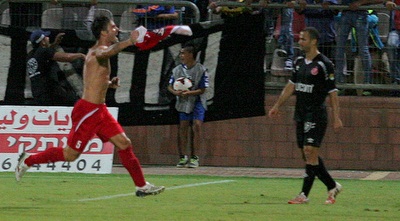 אברהם פאס חוגג (משה חרמון)