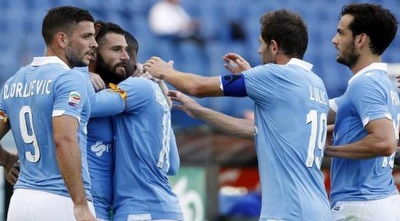 שחקני לאציו חוגגים (מערכת ONE)