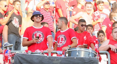 אוהדי הפועל ב&qout;ש (משה חרמון)