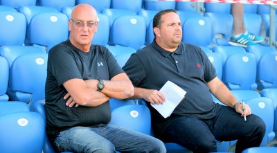 רן בן שמעון ביציע (משה חרמון)