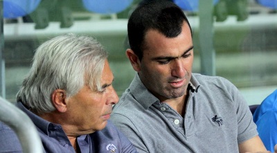 יוסי מזרחי עם שי הולצמן (יניב גונן)