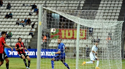 מזרחי נוגח (ניסן עייש)