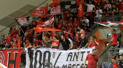 אוהדי הפועל ת&qout;א (חגי ניזרי)