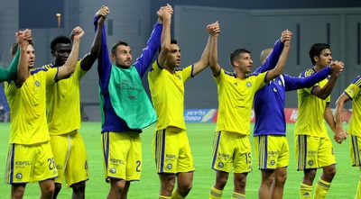 שחקני מכבי חוגגים (יניב גונן)