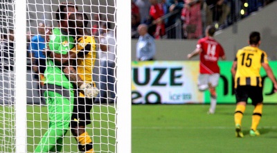 קליימן ודסה חוגגים (משה חרמון) קליימן ודסה חוגגים (משה חרמון)