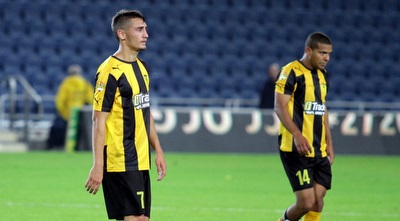 אצילי וקלאודימיר מאוכזבים (יניב גונן)