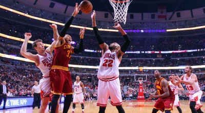 קליבלנד מול שיקגו (רויטרס) קליבלנד מול שיקגו (רויטרס)