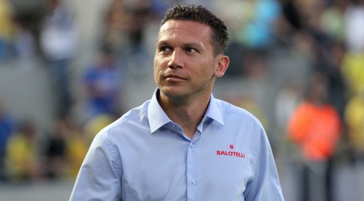 ברק בכר. מאמן חודש אוקטובר של ONE (רדאד ג´בארה)