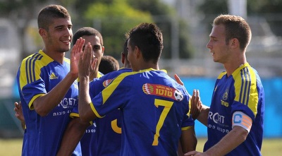 מכבי ת&qout;א חוגגת (רדאד ג&acute;בארה)