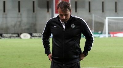 אלכסנדר סטנוייביץ´ מאוכזב (רדאד ג´בארה) אלכסנדר סטנוייביץ´ מאוכזב (רדאד ג´בארה)