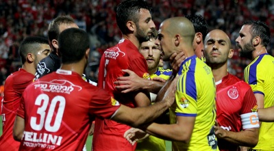 עימות בין השחקנים (יניב גונן) עימות בין השחקנים (יניב גונן)