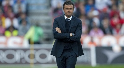 לואיס אנריקה. החמיא לכוכב הגדול שלו לואיס אנריקה. החמיא לכוכב הגדול שלו