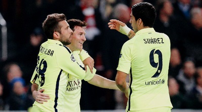 סוארס, מסי ואלבה חוגגים (מערכת ONE) סוארס, מסי ואלבה חוגגים (מערכת ONE)