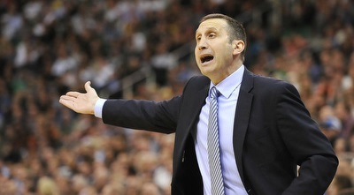 דייויד בלאט מתרגל למקום שלו דייויד בלאט מתרגל למקום שלו