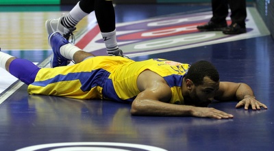 רנדל על הפרקט (יניב גונן) רנדל על הפרקט (יניב גונן)