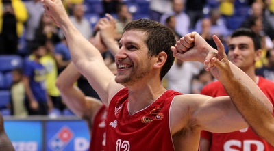 מתן נאור חוגג (רדאד ג´בארה)