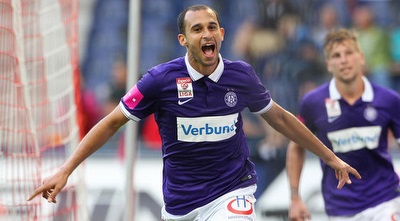 עומר דמארי חוגג שער פשוט נהדר