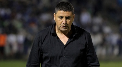 יובל נעים במגרש הביתי (רדאד ג´בארה) יובל נעים במגרש הביתי (רדאד ג´בארה)