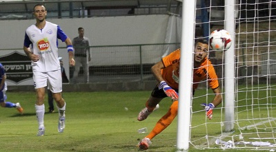 הכדור ברשת של טובלי (רדאד ג´בארה) הכדור ברשת של טובלי (רדאד ג´בארה)