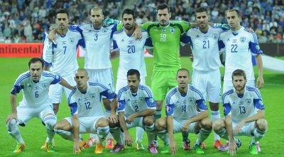 נבחרת ישראל לפני המשחק (עמרי שטיין)