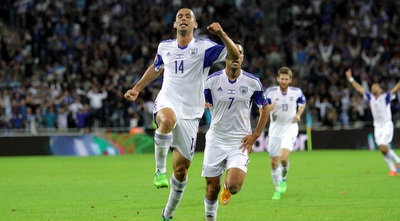 גילי ורמוט חוגג (יניב גונן)