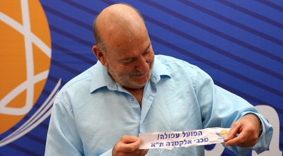 עמירם הלוי מגריל את מכבי ת&qout;א (רדאד ג´בארה)