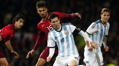 מסי עם הכדור (רויטרס) מסי עם הכדור (רויטרס)