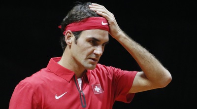 פדרר לא מאמין שזה קורה לו (רויטרס) פדרר לא מאמין שזה קורה לו (רויטרס)