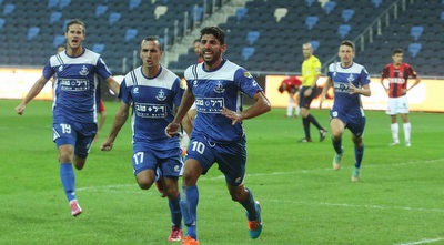 לירוי צעירי חוגג. &qout;אם לא נביא עוד נק´ נהיה בסכנה&qout; (עמית מצפה) לירוי צעירי חוגג. &qout;אם לא נביא עוד נק´ נהיה בסכנה&qout; (עמית מצפה)