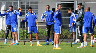 שחקי מכבי ת&qout;א באימון (משה חרמון)