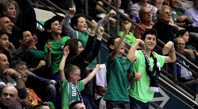 אוהדי מכבי חיפה (יניב גונן) אוהדי מכבי חיפה (יניב גונן)