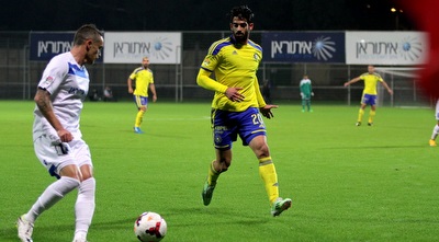 עודד אלקיים ועומרי בן הרוש (יניב גונן)