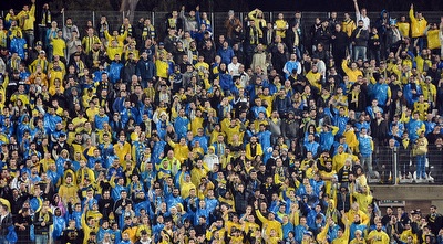 אוהדי מכבי ת&qout;א. השחקן ה-1 (ניסן עייש) אוהדי מכבי ת&qout;א. השחקן ה-1 (ניסן עייש)