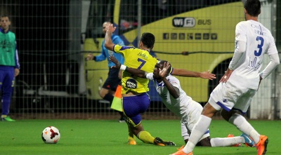 זהבי מוכשל (יניב גונן)