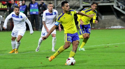 זהבי בועט את הפנדל (יניב גונן)