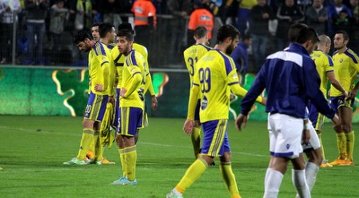 שחקני מכבי ת&qout;א מאוכזבים (יניב גונן) שחקני מכבי ת&qout;א מאוכזבים (יניב גונן)