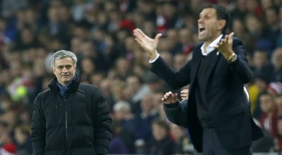 פוייט ומוריניו על הקווים (רויטרס)