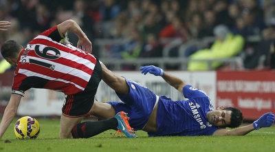 קוסטה ספג כרטיס צהוב (רויטרס)