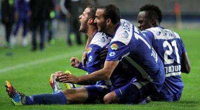 הפועל פ&qout;ת חוגגת (יניב גונן)