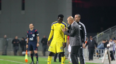 פאקו אייסטרן עם נוסא איגייבור (רדאד ג´בארה) פאקו אייסטרן עם נוסא איגייבור (רדאד ג´בארה)