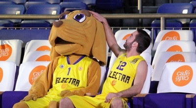 אוחיון והקמע (יניב גונן)