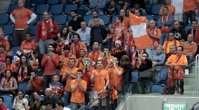 אוהדי נס ציונה (אורן בן חקון)