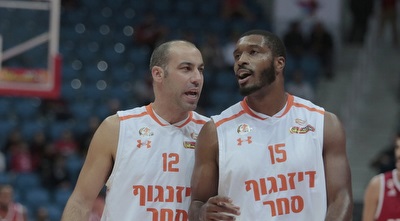 קרייג סמית´ ומאיר טפירו (אורן בן חקון)