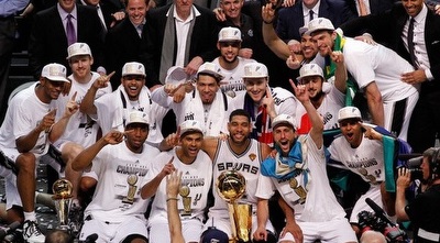 רגע הזכייה המתוק של סן אנטוניו