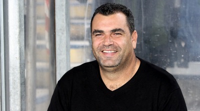 מנחם קורצקי  (אורן בן חקון)