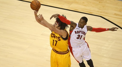 ורז´או מול רוס. &qout;מאוד אוהב את בלאט, הוא ווינר&qout; (רויטרס) ורז´או מול רוס. &qout;מאוד אוהב את בלאט, הוא ווינר&qout; (רויטרס)